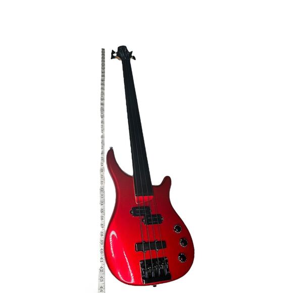 Carlo Robelli four string fretless bass guitar - Picture 8 of 16